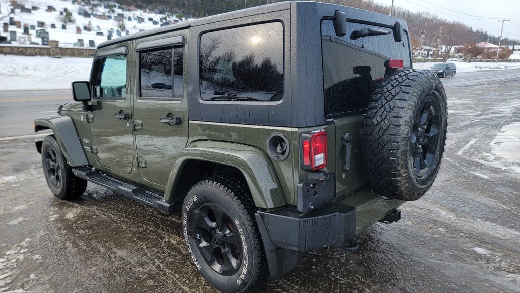 Jeep Wrangler Unlimited  2016 à Gaspé, Québec - 9 - w1024h768px