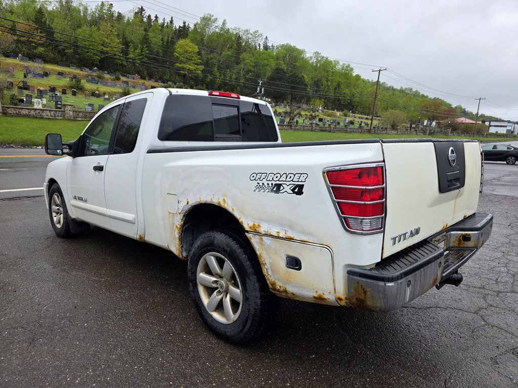 2010 Nissan Titan in Gaspé, Quebec - 9 - w1024h768px