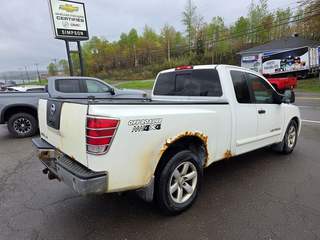 2010 Nissan Titan in Gaspé, Quebec - 7 - w1024h768px