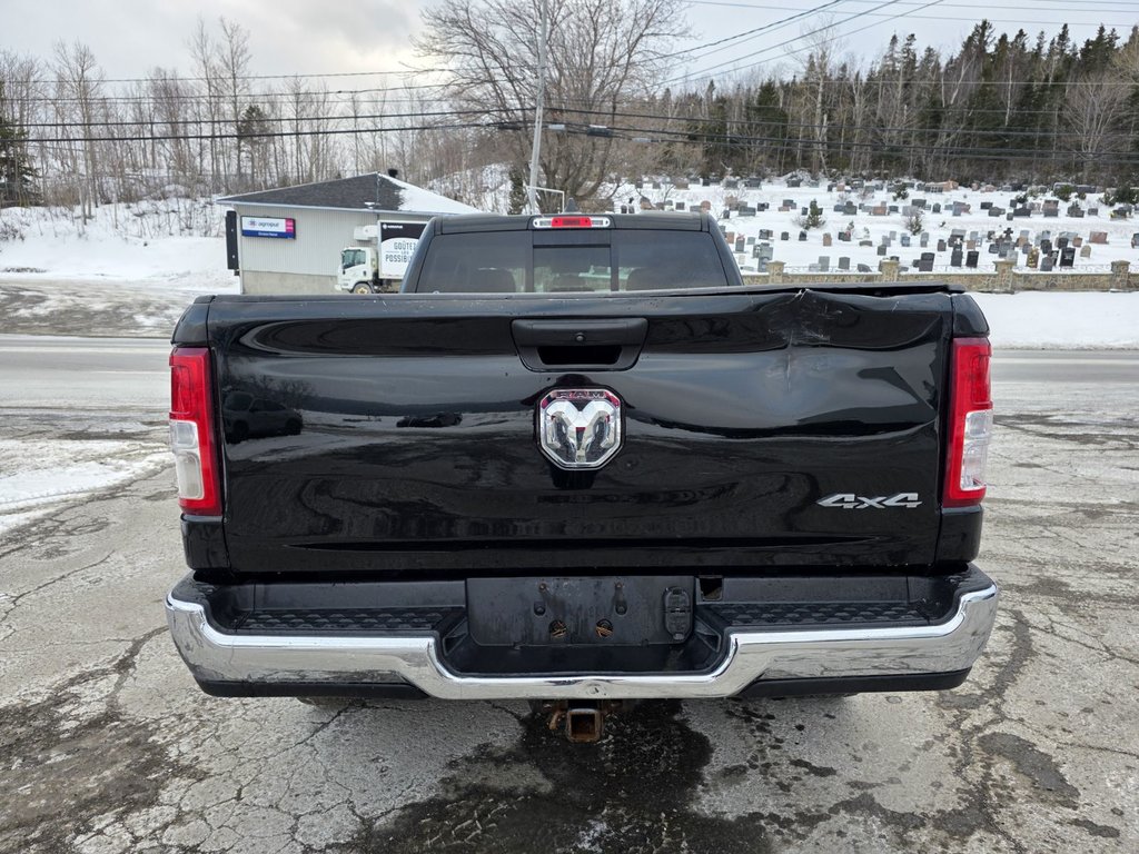 Ram 1500  2019 à Gaspé, Québec - 9 - w1024h768px