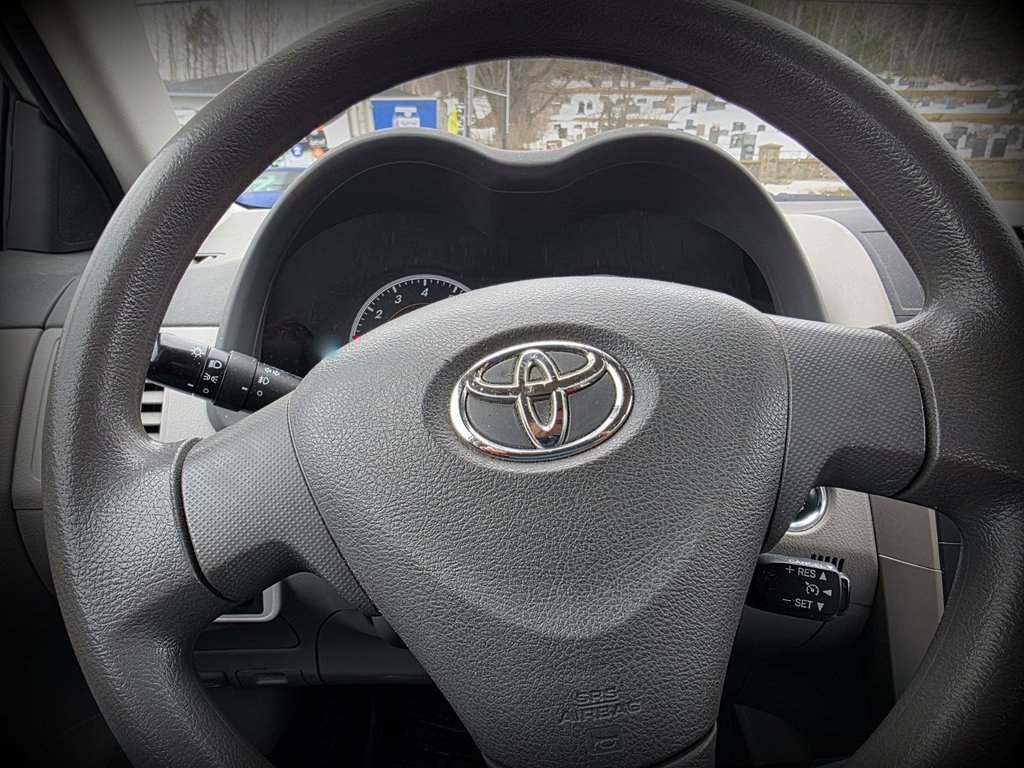 Toyota Corolla  2010 à Gaspé, Québec - 13 - w1024h768px