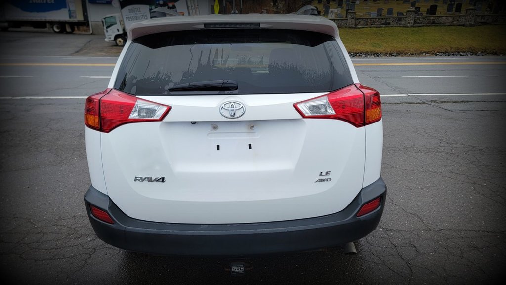 2014 Toyota RAV4 in Gaspé, Quebec - 7 - w1024h768px