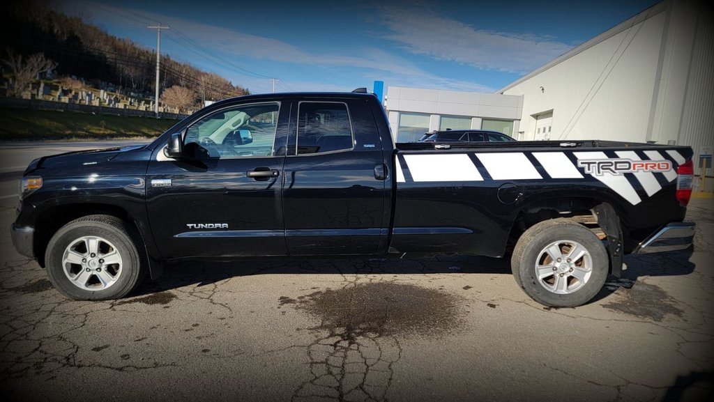 Toyota Tundra  2021 à Gaspé, Québec - 10 - w1024h768px