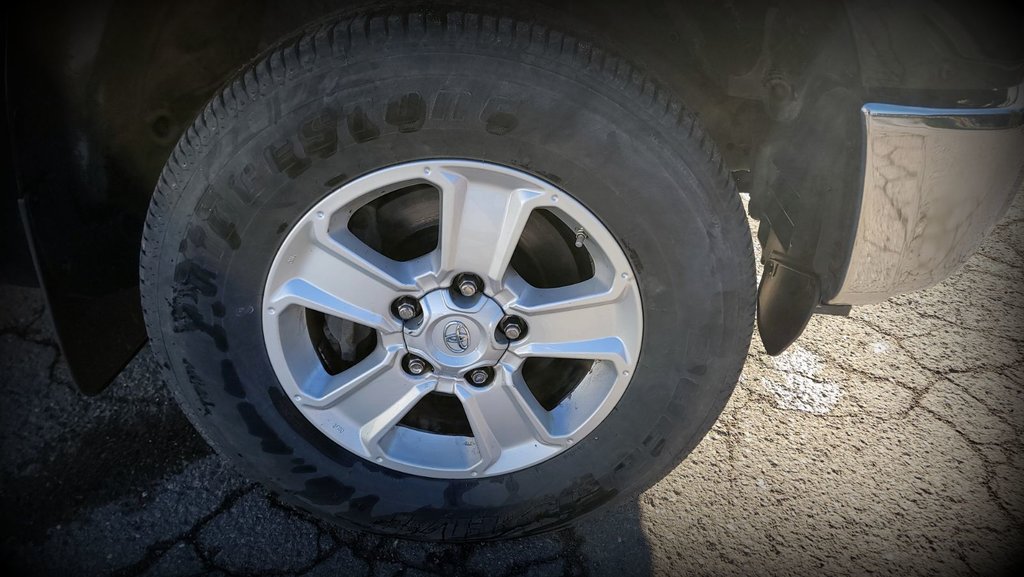 Toyota Tundra  2021 à Gaspé, Québec - 5 - w1024h768px