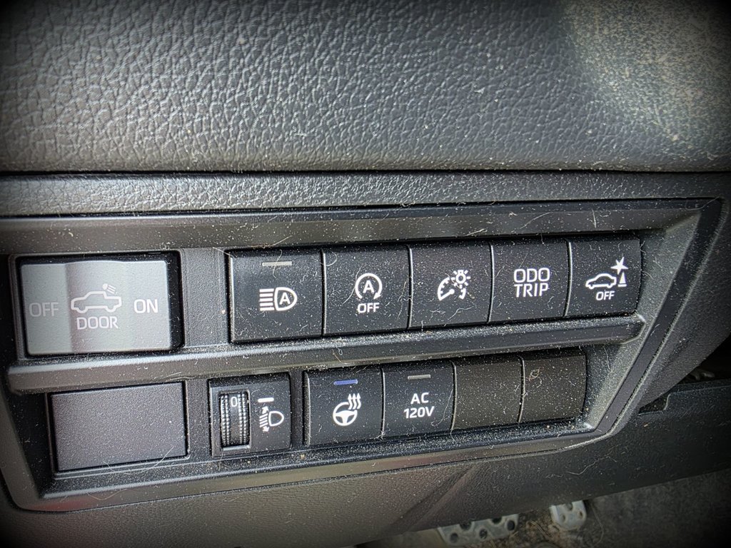 Toyota Tundra  2022 à Gaspé, Québec - 15 - w1024h768px
