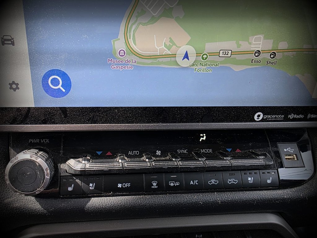 Toyota Tundra  2022 à Gaspé, Québec - 17 - w1024h768px