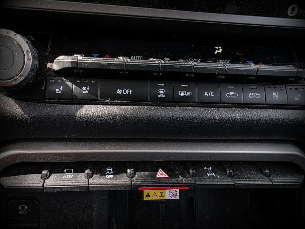 Toyota Tundra  2022 à Gaspé, Québec - 18 - w1024h768px