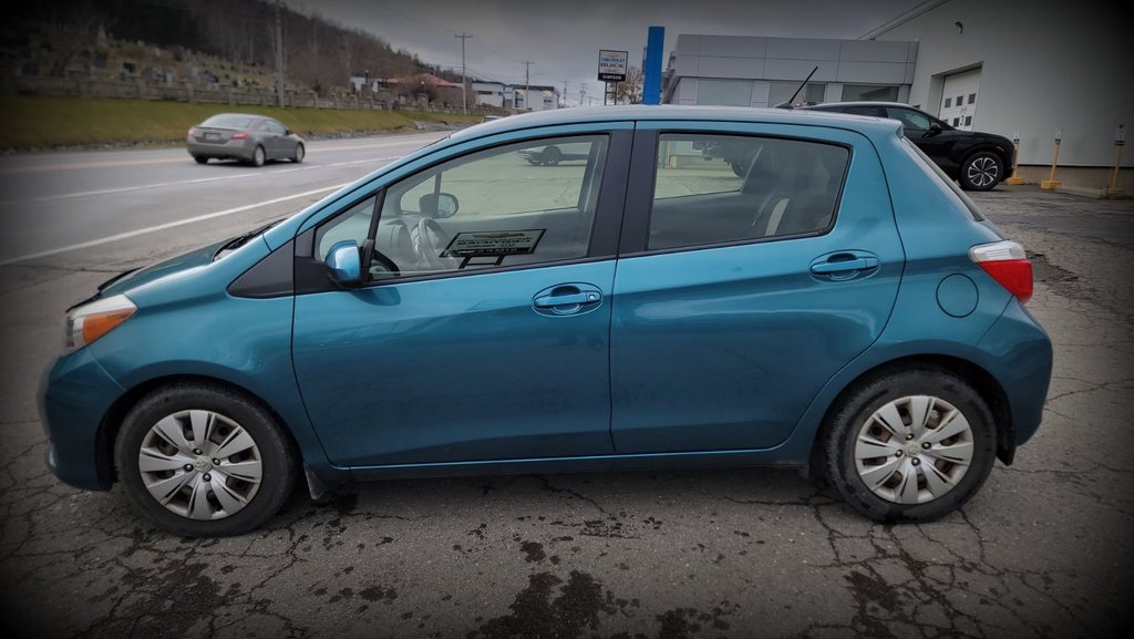 2012 Toyota Yaris in Gaspé, Quebec - 10 - w1024h768px