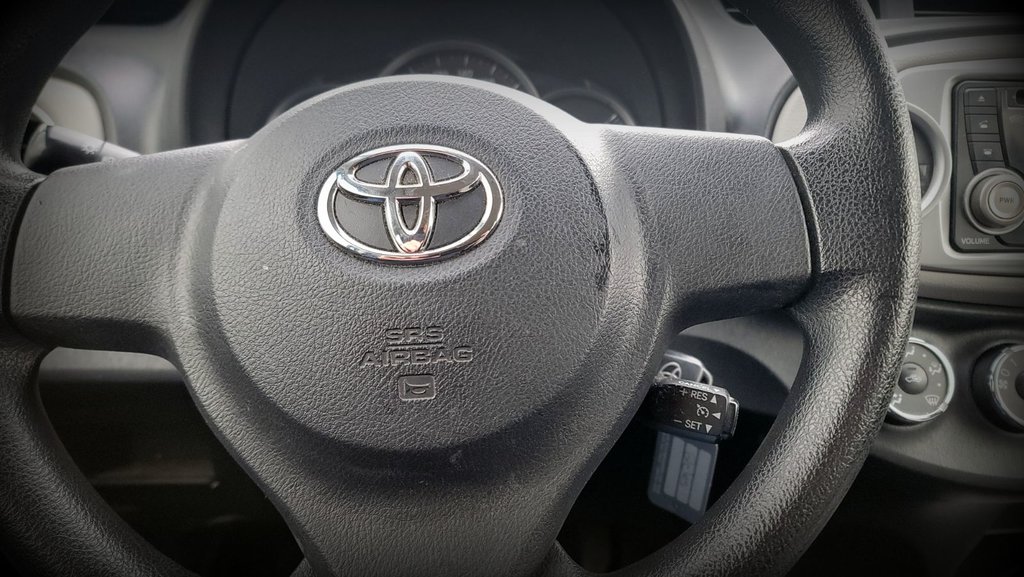 2012 Toyota Yaris in Gaspé, Quebec - 16 - w1024h768px