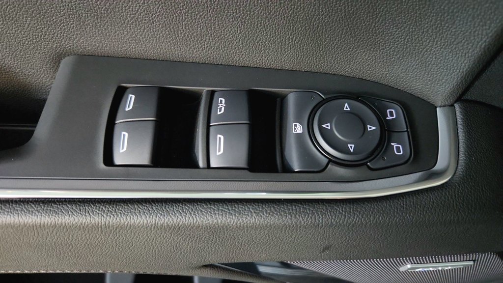2024 Chevrolet Silverado 1500 LT Trail Boss in Winnipeg, Manitoba - 14 - w1024h768px
