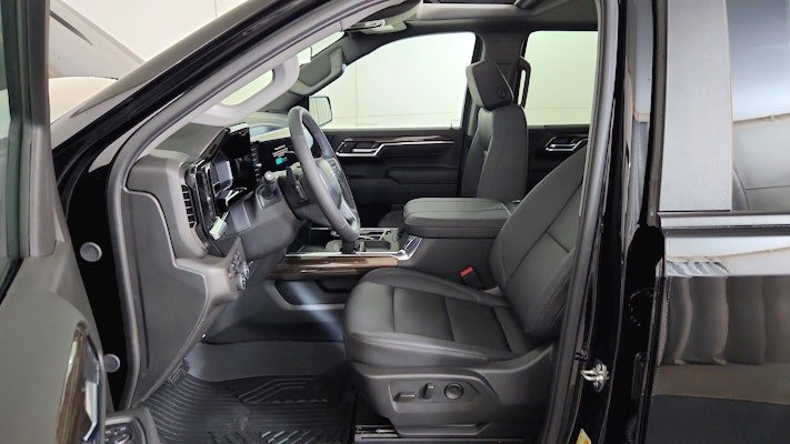 2025 Chevrolet Silverado 1500 RST in Winnipeg, Manitoba - 14 - w1024h768px