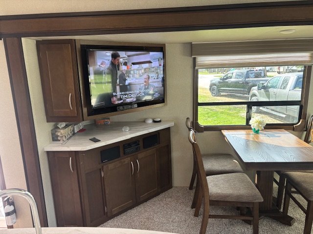 2018 Crusader Prime Time Crusader fifth-wheel R in Winnipeg, Manitoba - 17 - w1024h768px