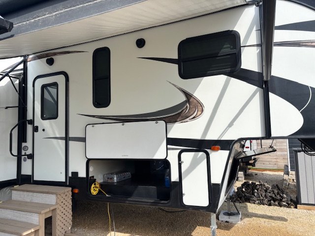 2018 Crusader Prime Time Crusader fifth-wheel R in Winnipeg, Manitoba - 8 - w1024h768px