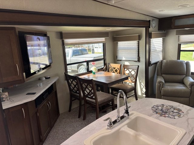 2018 Crusader Prime Time Crusader fifth-wheel R in Winnipeg, Manitoba - 16 - w1024h768px