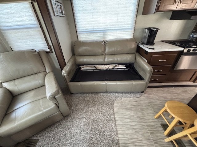 2018 Crusader Prime Time Crusader fifth-wheel R in Winnipeg, Manitoba - 53 - w1024h768px