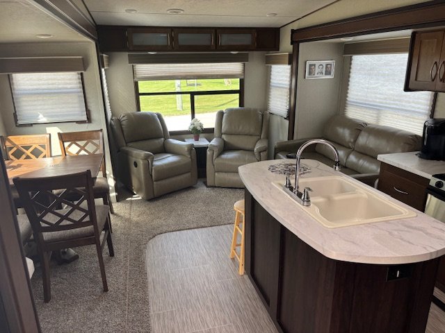 2018 Crusader Prime Time Crusader fifth-wheel R in Winnipeg, Manitoba - 14 - w1024h768px