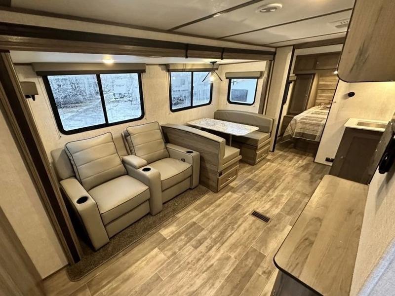 2025 Gulf Stream Envision 28CRB in Winnipeg, Manitoba - 10 - w1024h768px