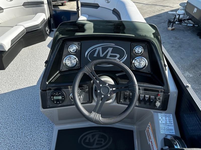 2025 MONTEGO BAY 8518 Deluxe Cruising in Winnipeg, Manitoba - 25 - w1024h768px