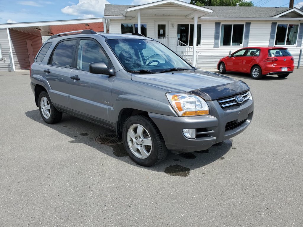 Kia sportage 2006 года