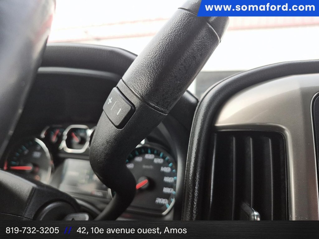 2017 Chevrolet Silverado 1500 High Country in Amos, Quebec - 14 - w1024h768px