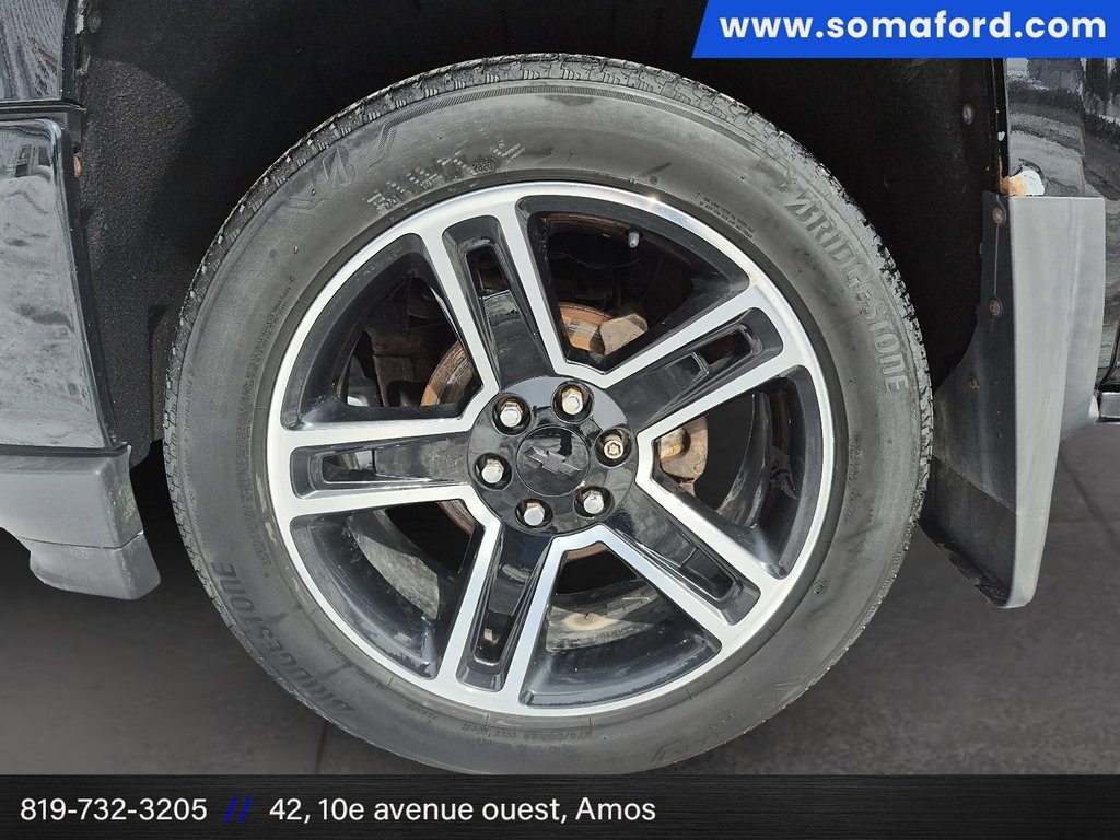 2017 Chevrolet Silverado 1500 High Country in Amos, Quebec - 7 - w1024h768px