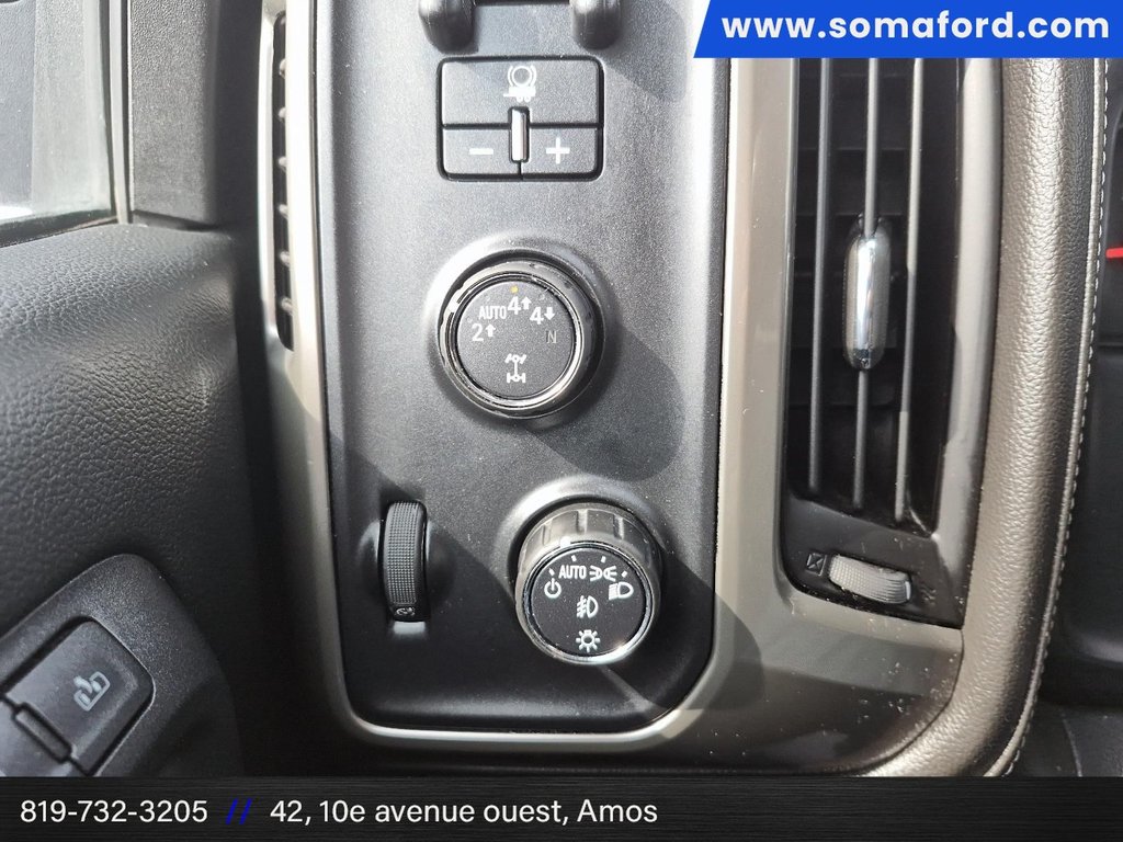2017 Chevrolet Silverado 1500 High Country in Amos, Quebec - 15 - w1024h768px