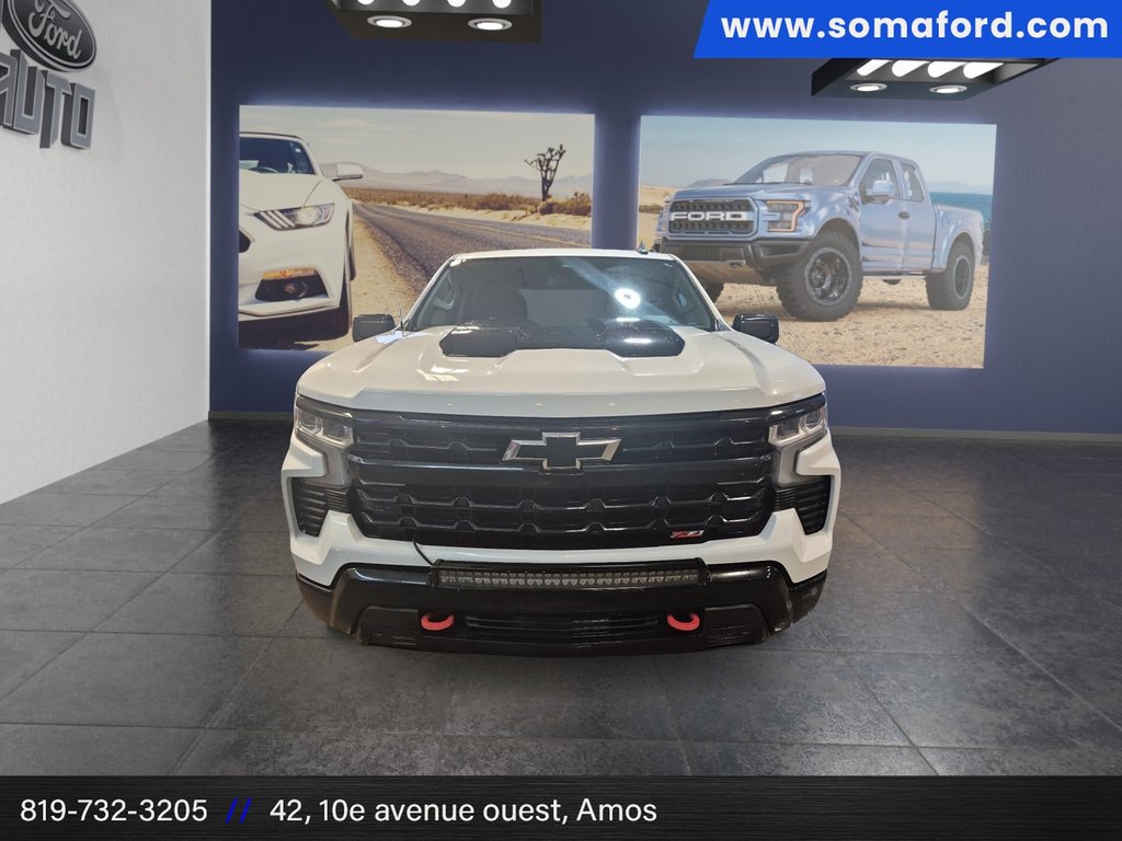 Chevrolet Silverado 1500 LT Trail Boss 2022 à Amos, Québec - 2 - w1024h768px