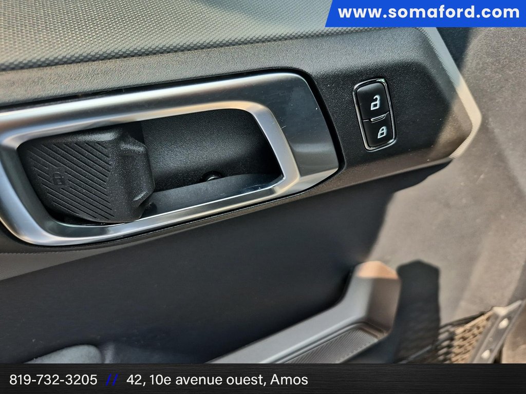 2023 Ford Bronco Black Diamond in Amos, Quebec - 11 - w1024h768px