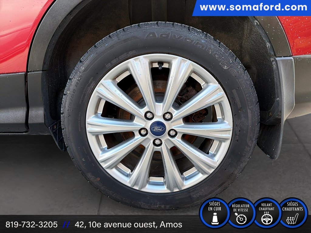 2017 Ford Escape Titanium in Amos, Quebec - 7 - w1024h768px