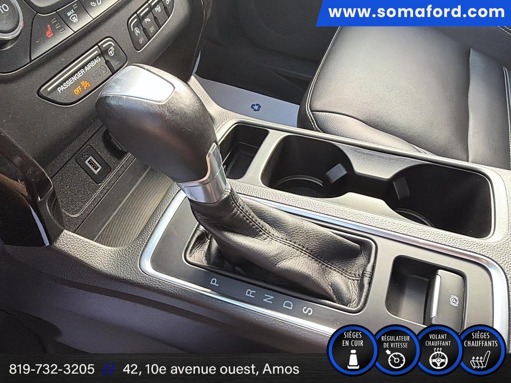2017 Ford Escape Titanium in Amos, Quebec - 15 - w1024h768px