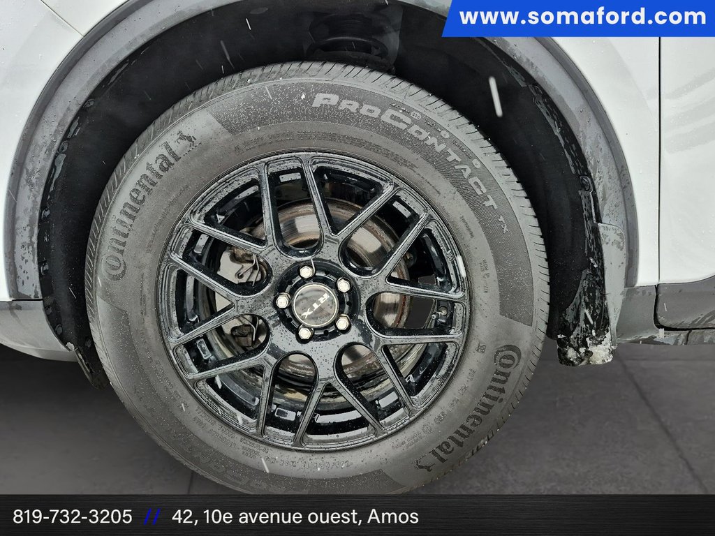 Ford Escape SE 2020 à Amos, Québec - 9 - w1024h768px