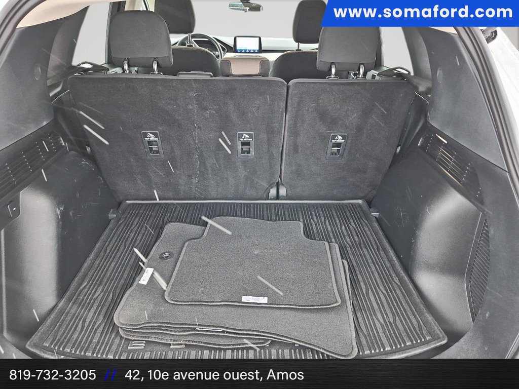 Ford Escape SE 2020 à Amos, Québec - 6 - w1024h768px