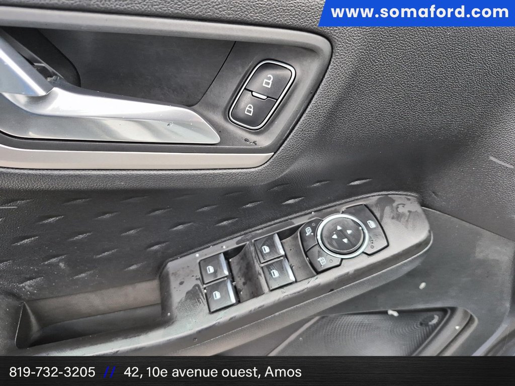 Ford Escape SE 2020 à Amos, Québec - 13 - w1024h768px