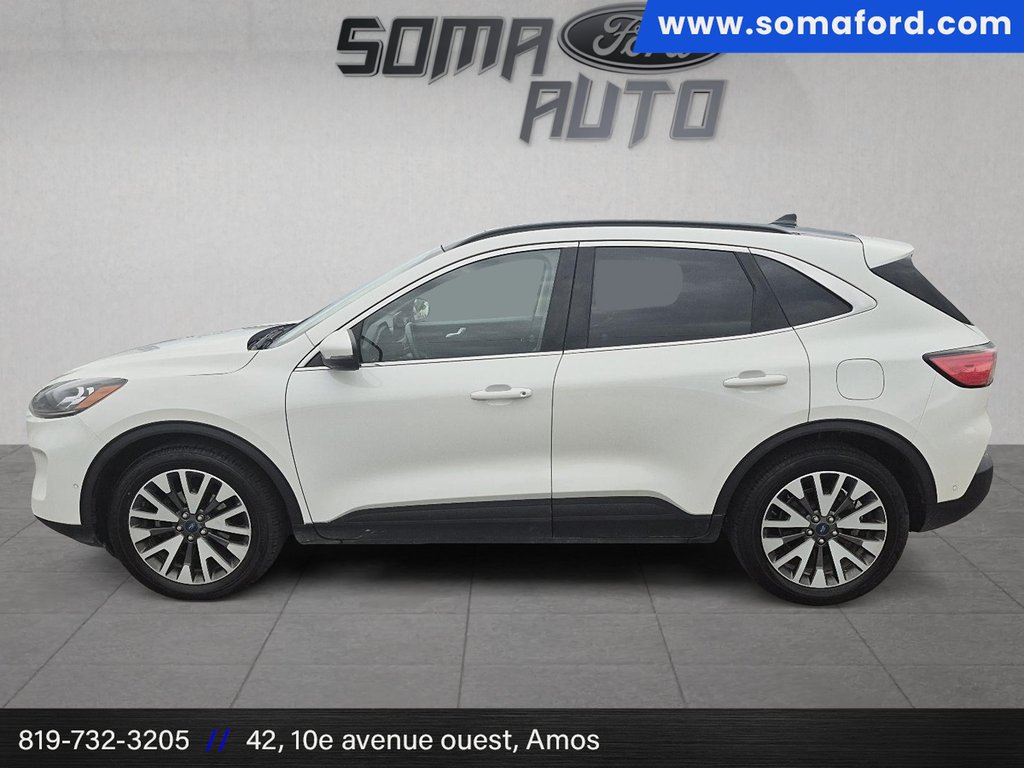 Ford Escape Titanium 2020 à Amos, Québec - 5 - w1024h768px