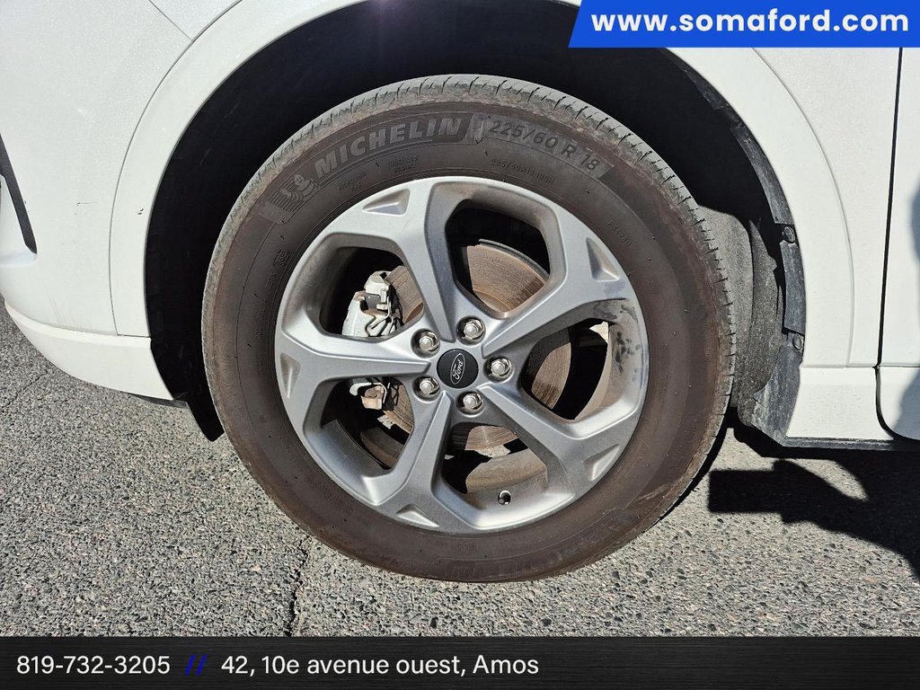 Ford Escape ST-Line Select 2023 à Amos, Québec - 7 - w1024h768px