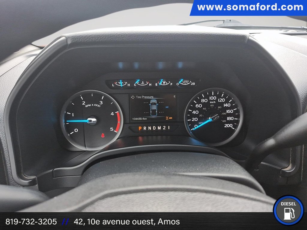 2017 Ford Super Duty F-250 SRW XLT in Amos, Quebec - 13 - w1024h768px