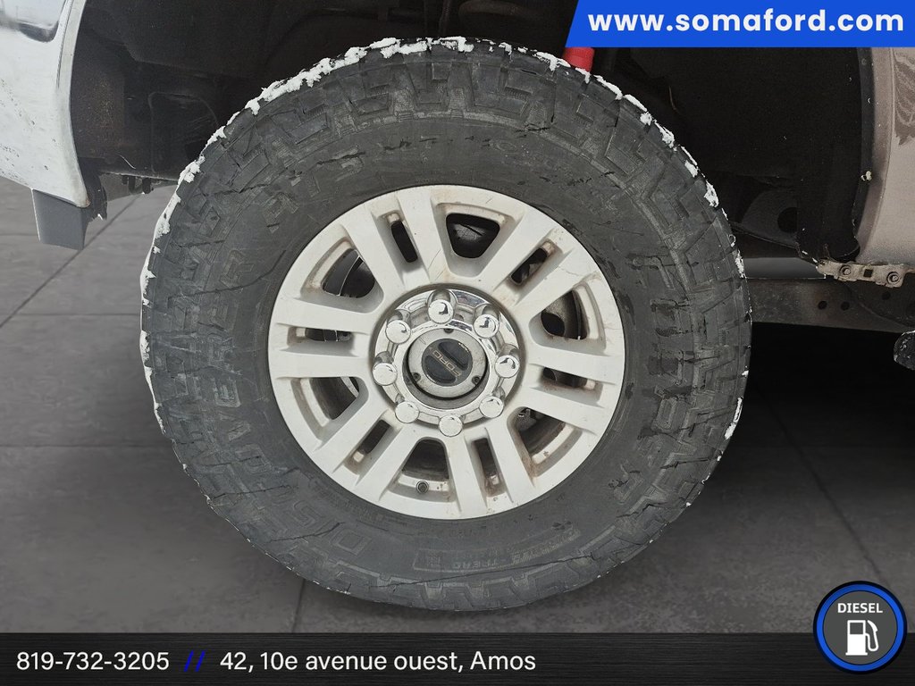 2017 Ford Super Duty F-250 SRW XLT in Amos, Quebec - 7 - w1024h768px