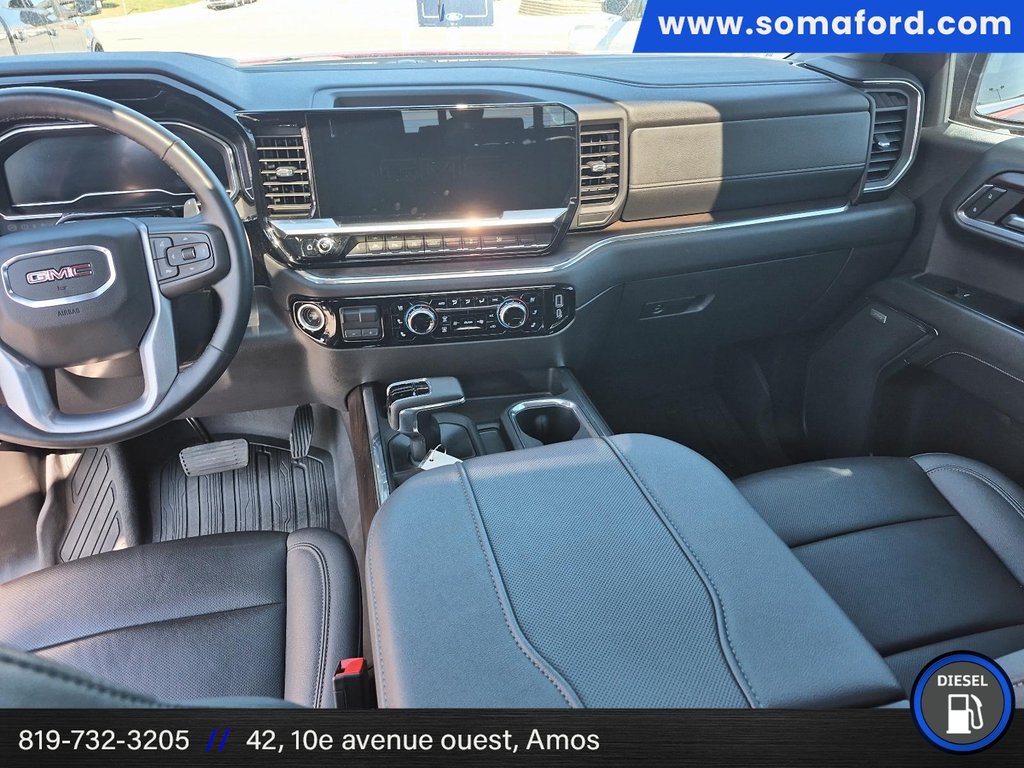 2024 GMC Sierra 1500 SLT in Amos, Quebec - 10 - w1024h768px