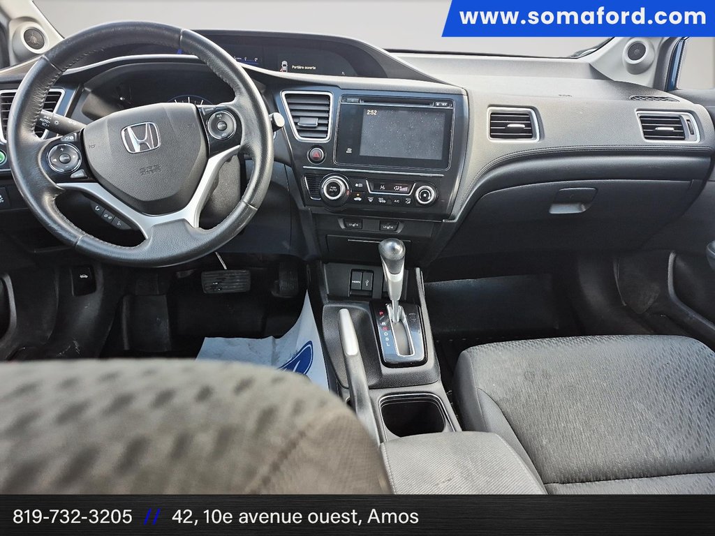 Honda Civic Sedan EX 2015 à Amos, Québec - 9 - w1024h768px