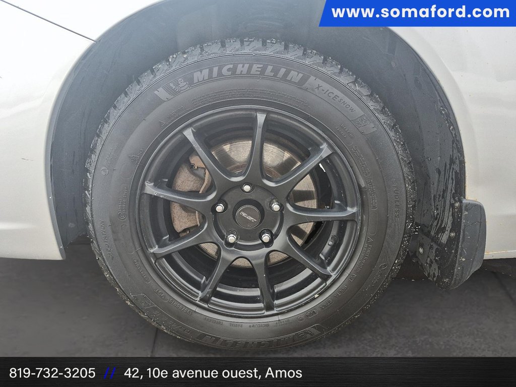 2015 Honda Civic Sedan LX in Amos, Quebec - 6 - w1024h768px