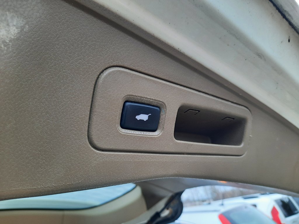 2011 Acura MDX Tech Pkg in Hebbville, Nova Scotia - 10 - w1024h768px