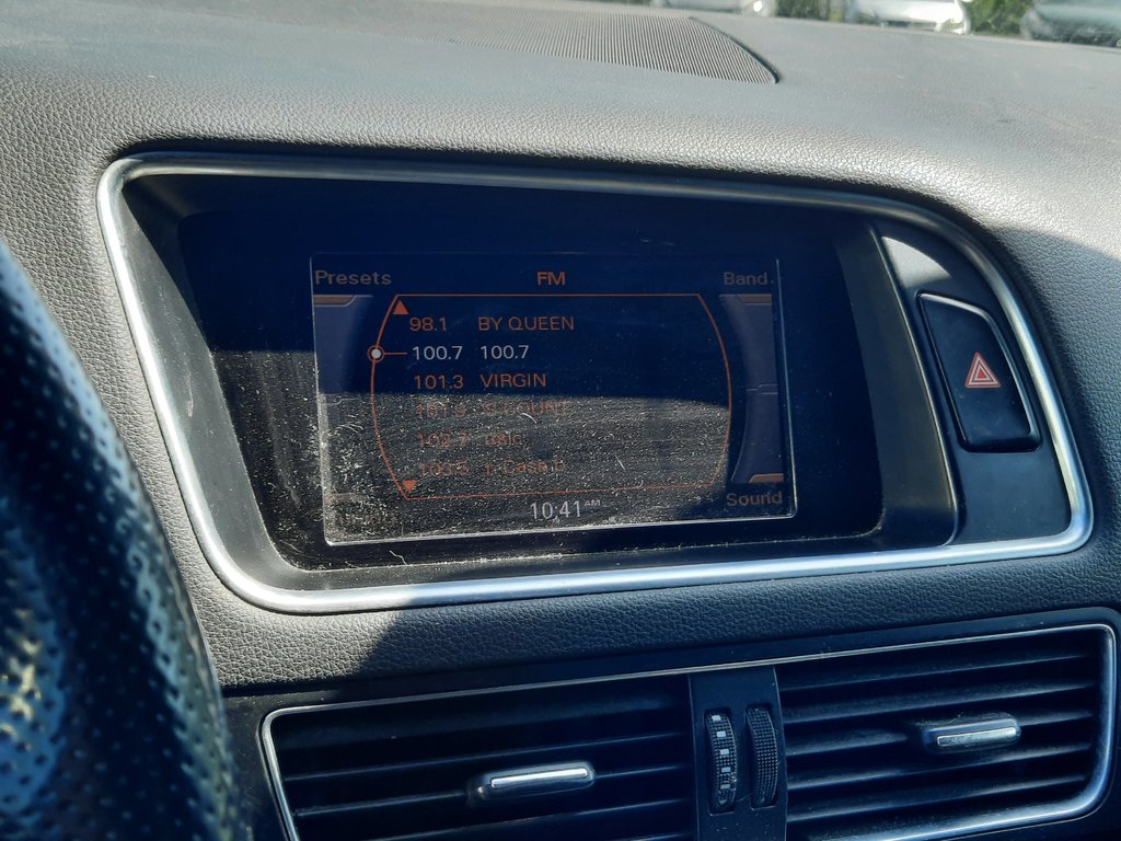 2010 Audi Q5 3.2L Premium in Hebbville, Nova Scotia - 16 - w1024h768px