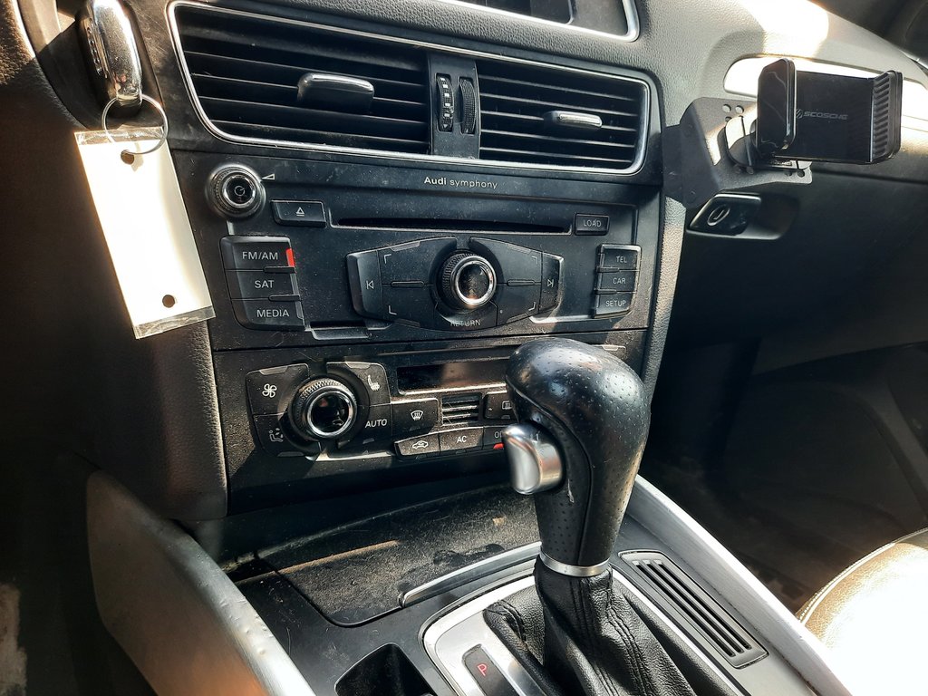 2010 Audi Q5 3.2L Premium in Hebbville, Nova Scotia - 17 - w1024h768px