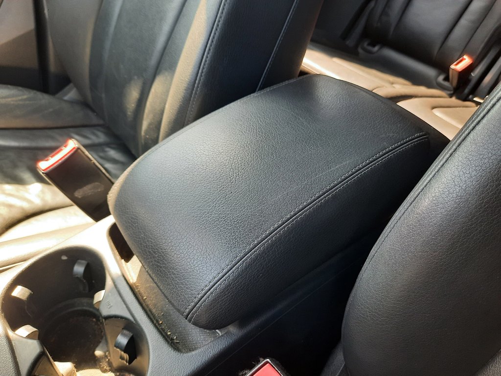 2010 Audi Q5 3.2L Premium in Hebbville, Nova Scotia - 19 - w1024h768px