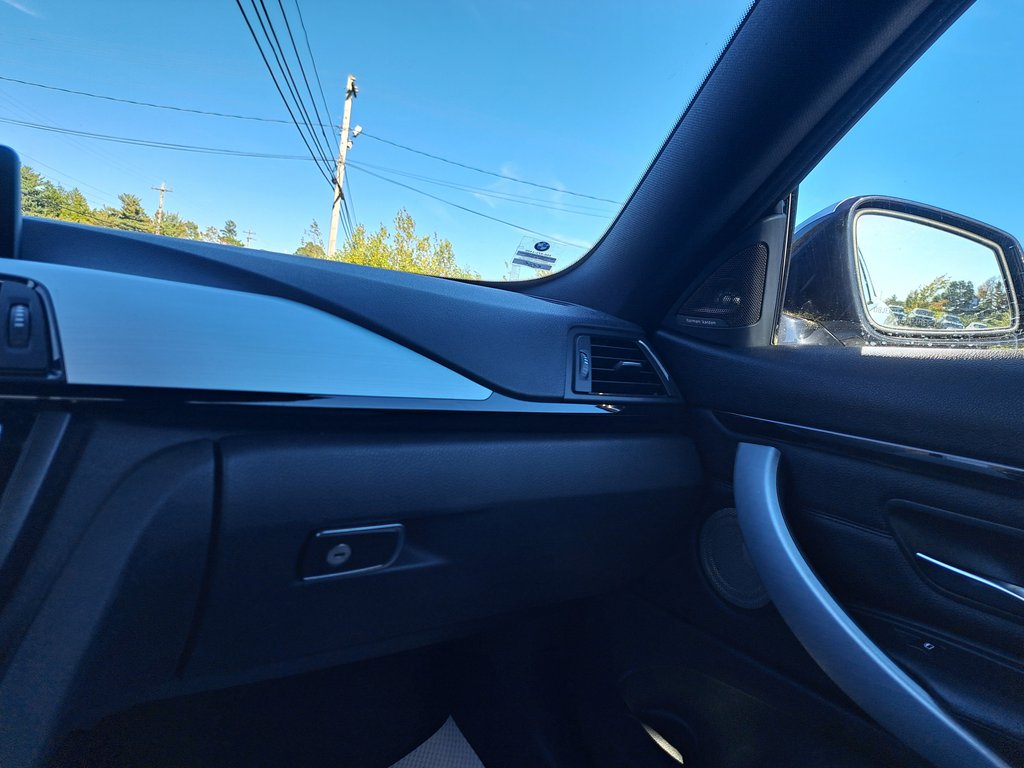 2014 BMW 4 Series 435i xDrive in Hebbville, Nova Scotia - 20 - w1024h768px