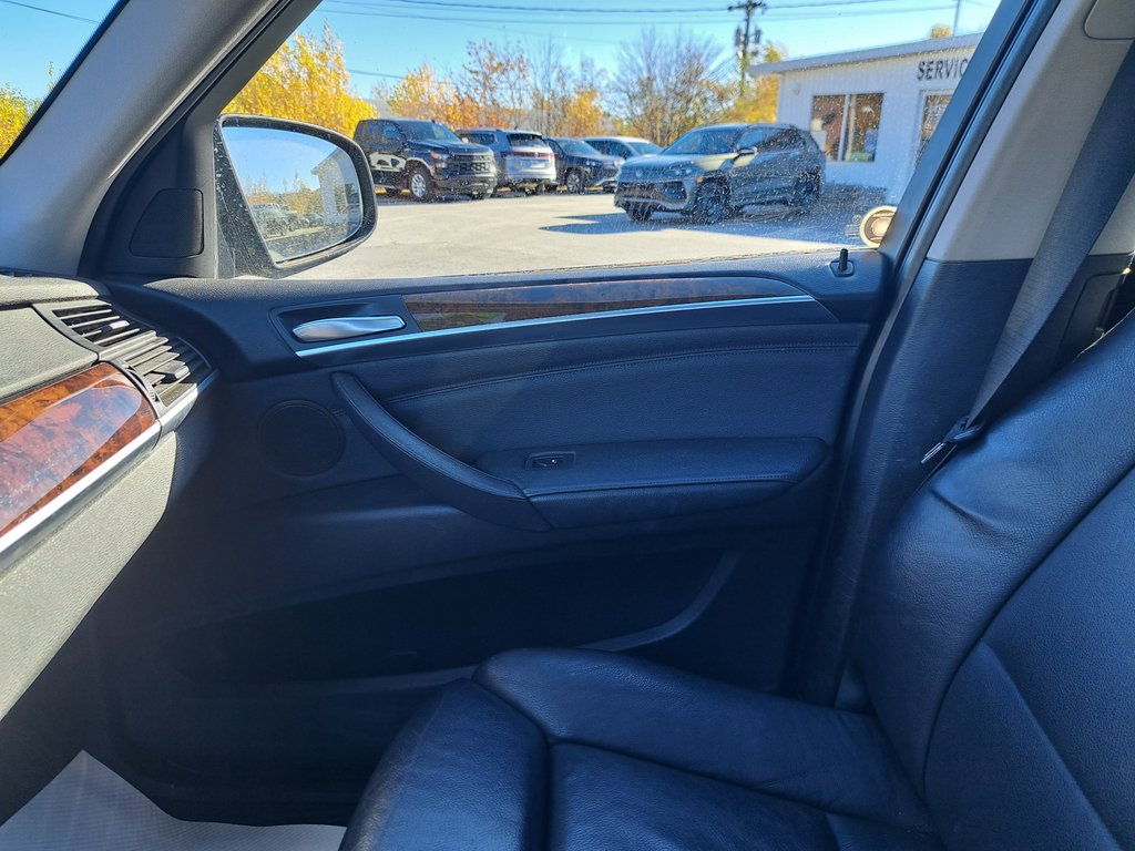 2011 BMW X5 35i in Hebbville, Nova Scotia - 19 - w1024h768px