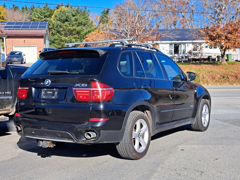 2011 BMW X5 35i in Hebbville, Nova Scotia - 6 - w1024h768px