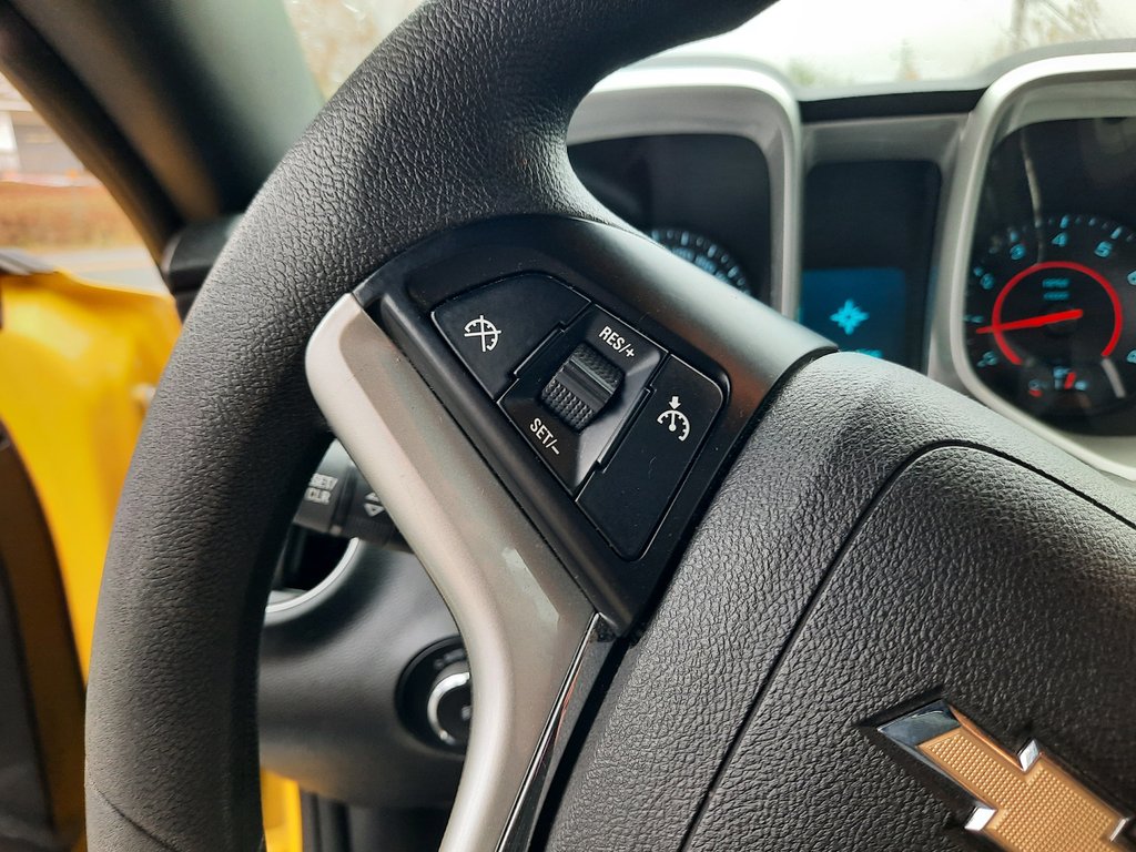 2012 Chevrolet Camaro 1LT in Hebbville, Nova Scotia - 9 - w1024h768px
