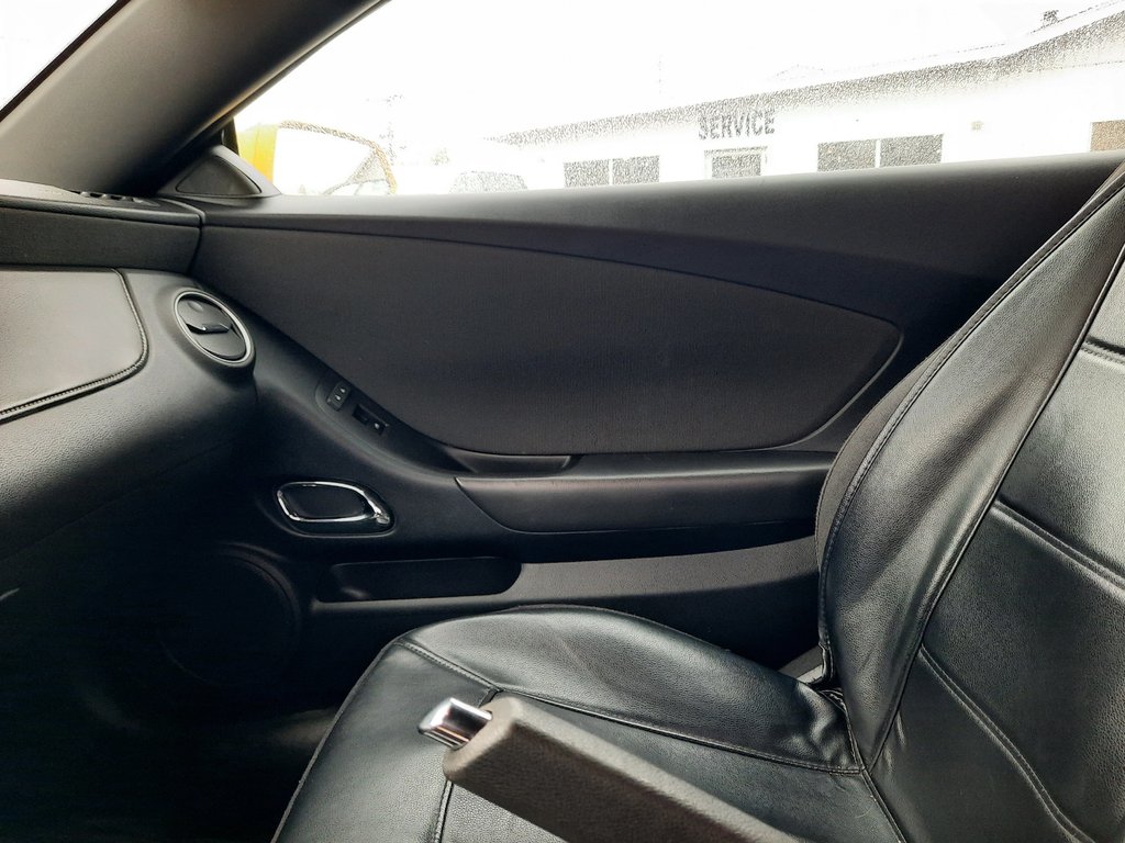 2012 Chevrolet Camaro 1LT in Hebbville, Nova Scotia - 17 - w1024h768px
