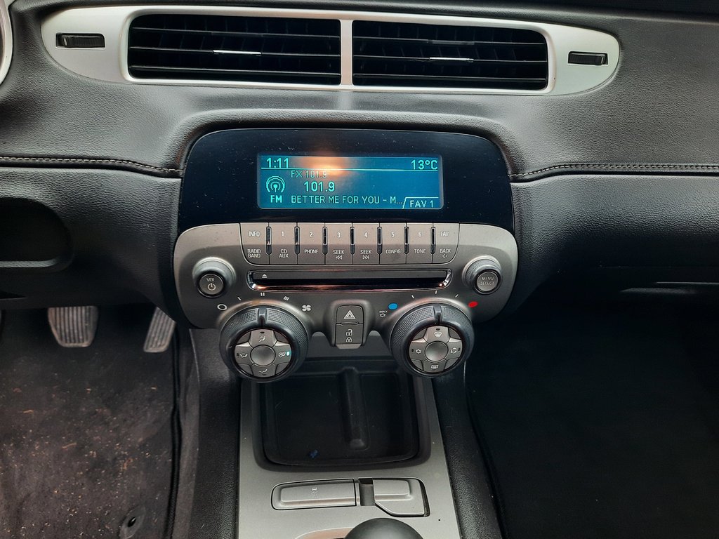 2012 Chevrolet Camaro 1LT in Hebbville, Nova Scotia - 13 - w1024h768px